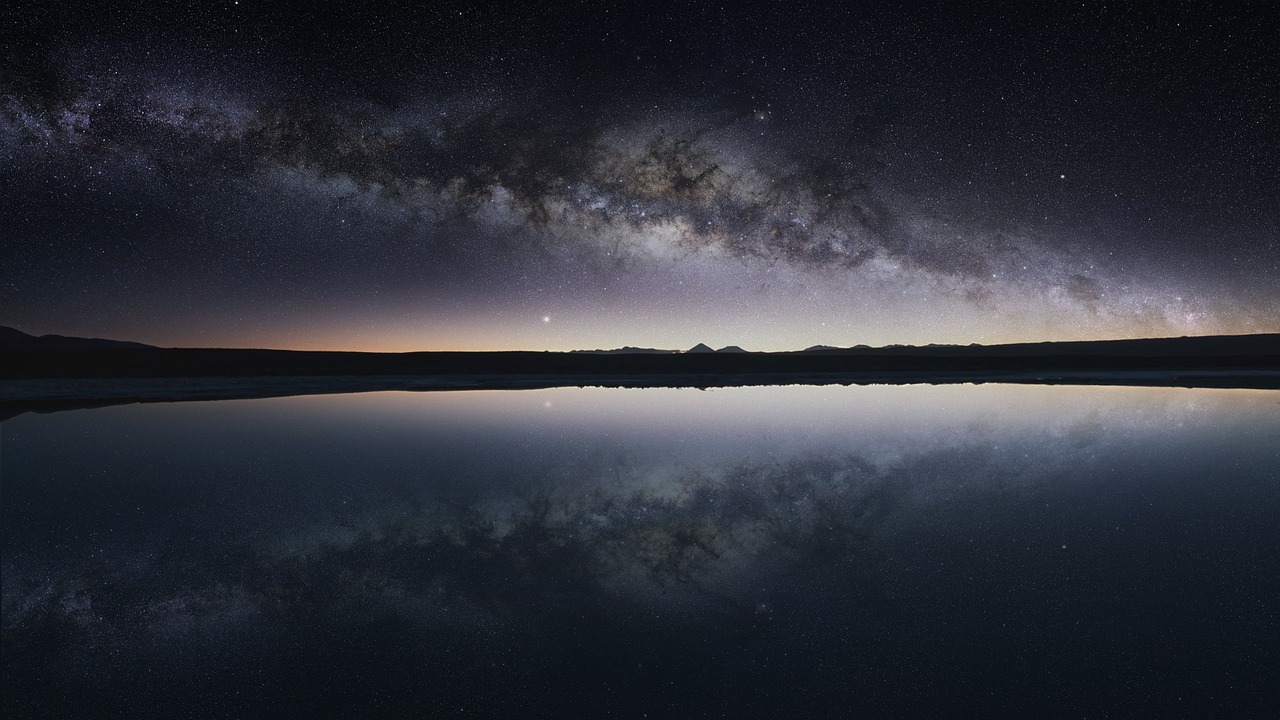 五月烬明星，璀璨夜空画卷的闪耀篇章